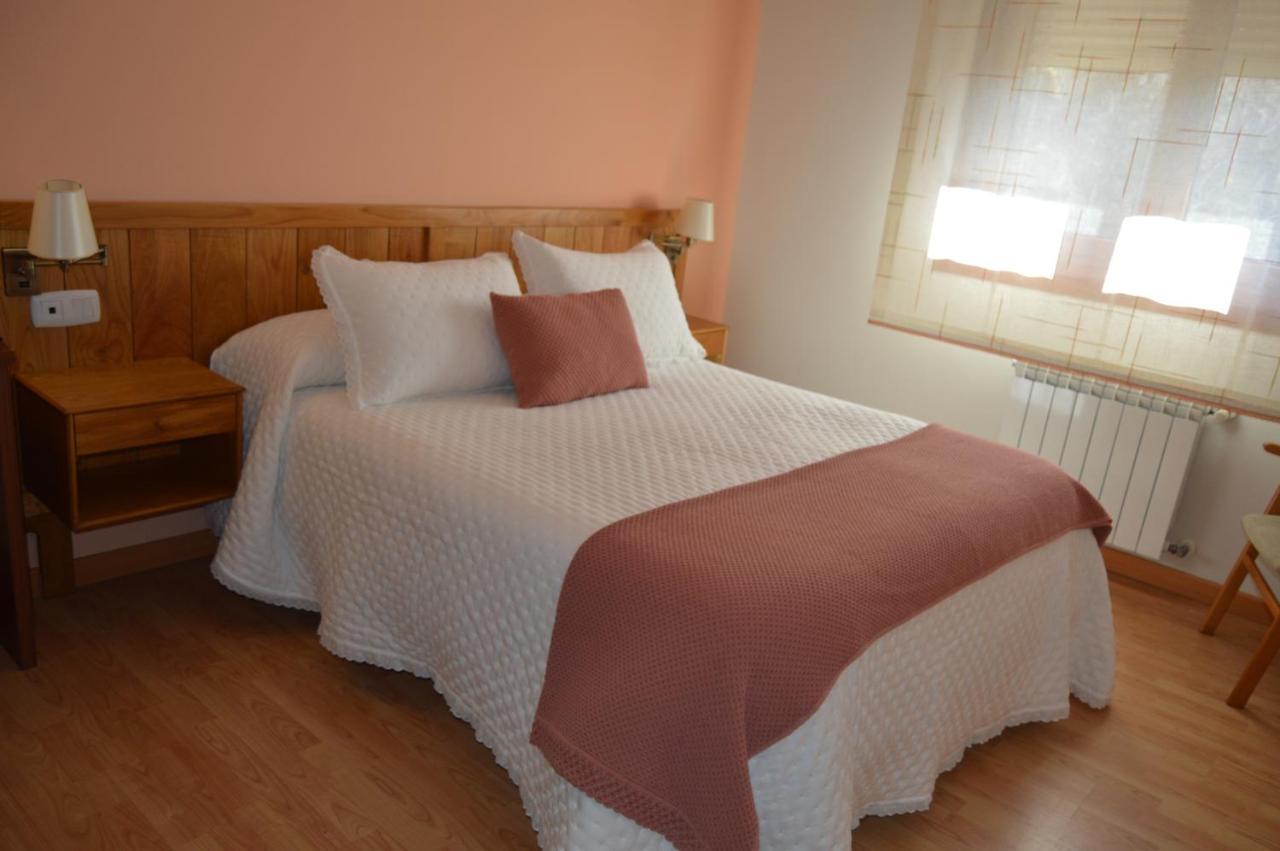 Hotel Restaurante Val Antas de Ulla Εξωτερικό φωτογραφία