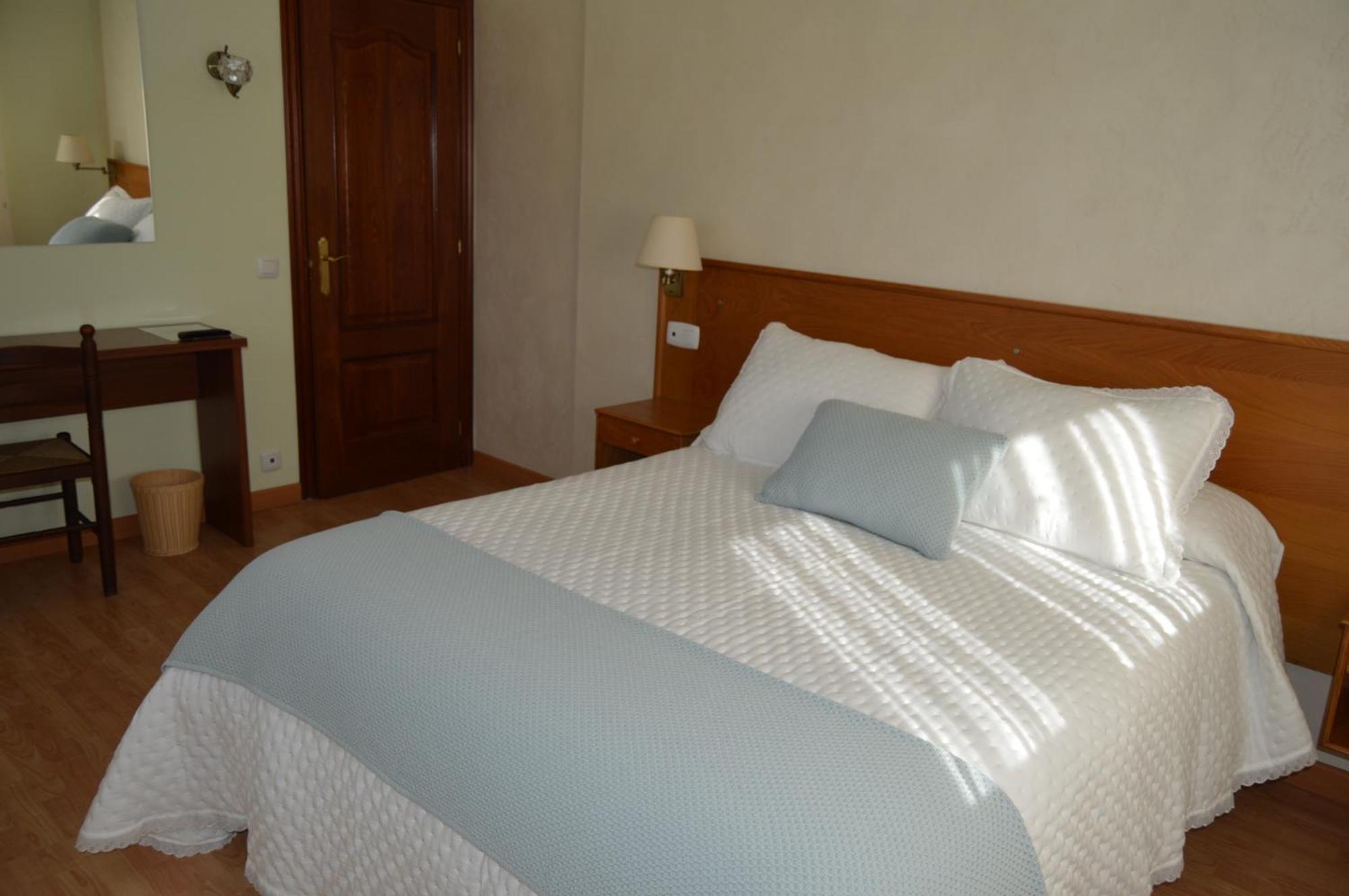Hotel Restaurante Val Antas de Ulla Δωμάτιο φωτογραφία
