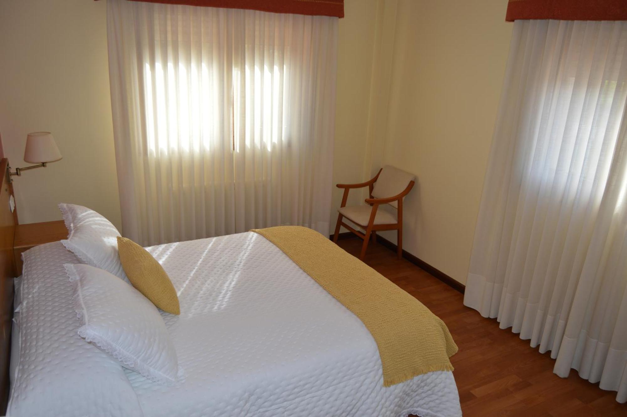 Hotel Restaurante Val Antas de Ulla Εξωτερικό φωτογραφία